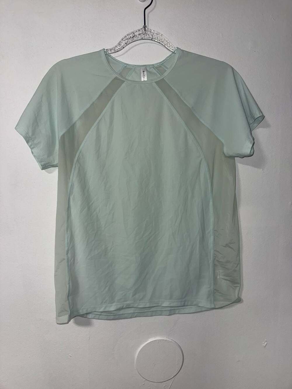 Athleta Ultimate Hybrid Tee Size XS Green